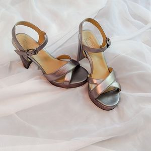 Naturalizer Pewter Platform Leather Heels